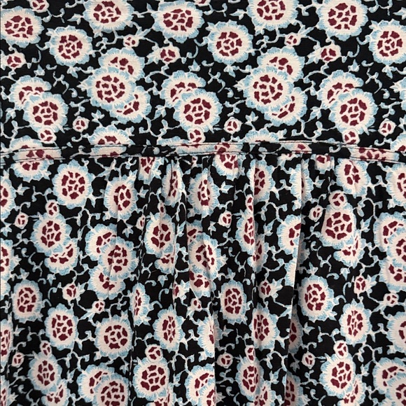 Women's Floral Tunic Top - Black with White and Red Floral Print - Picture 11 of 12